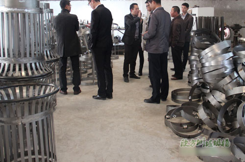 垃圾桶廠家更重視對網(wǎng)絡銷售平臺的維護